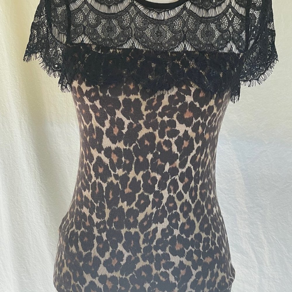 Ann Taylor Lace and Knit Leopard print Top Size XS  *